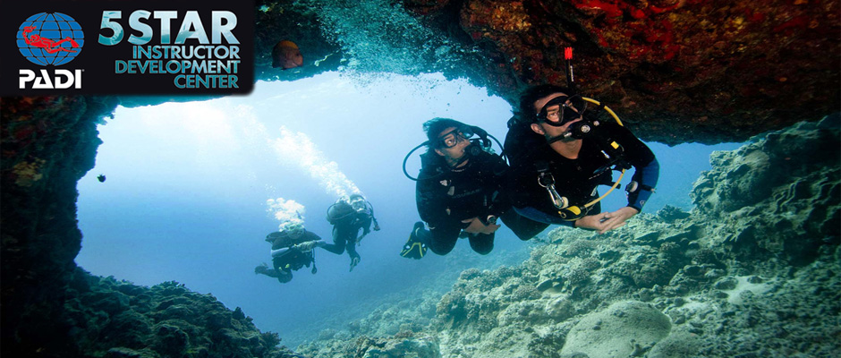 Cross Current Divers - PADI 5 Star Instructor Development Center